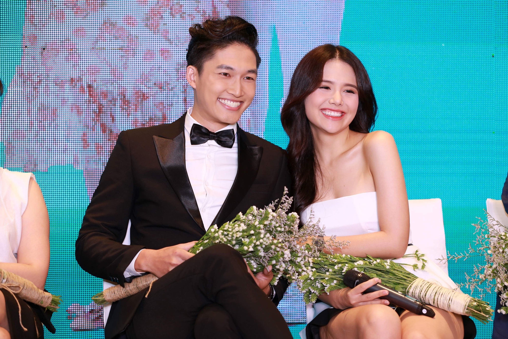 Mỹ nam Việt cứ đóng phim với ai là người đó cưới chồng, Mỹ nam Việt cứ đóng phim với ai là người đó cưới chồng,