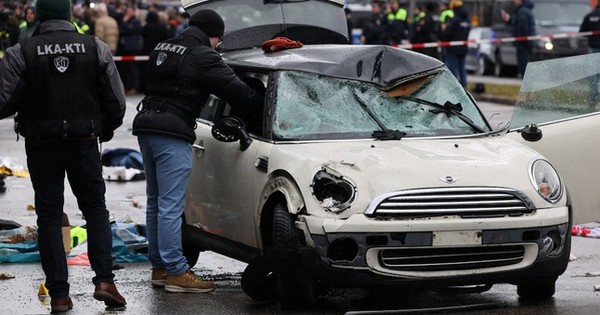 Đức: Xe hơi lao vào đám đông ngay trước hội nghị an ninh, hàng chục người bị thương 29 Đức: Xe hơi lao vào đám đông ngay trước hội nghị an ninh, hàng chục người bị thương dk3drri6ezpnzcybk3onoubbje 2245 4220 1739501406574 17395014067551296590492 0 0 403 645 crop 1739501420637126901613jpg