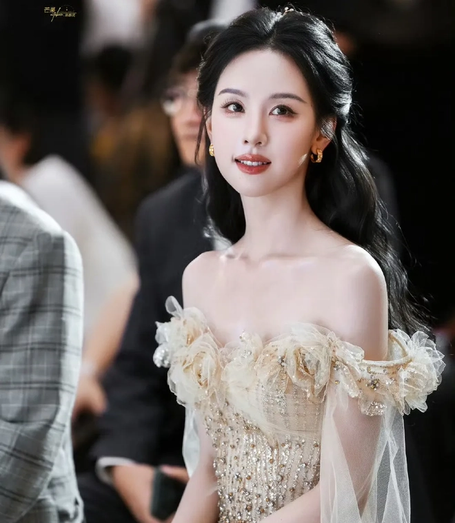 Mỹ nữ khiến 5 triệu người muốn kết hôn- Ảnh 6.