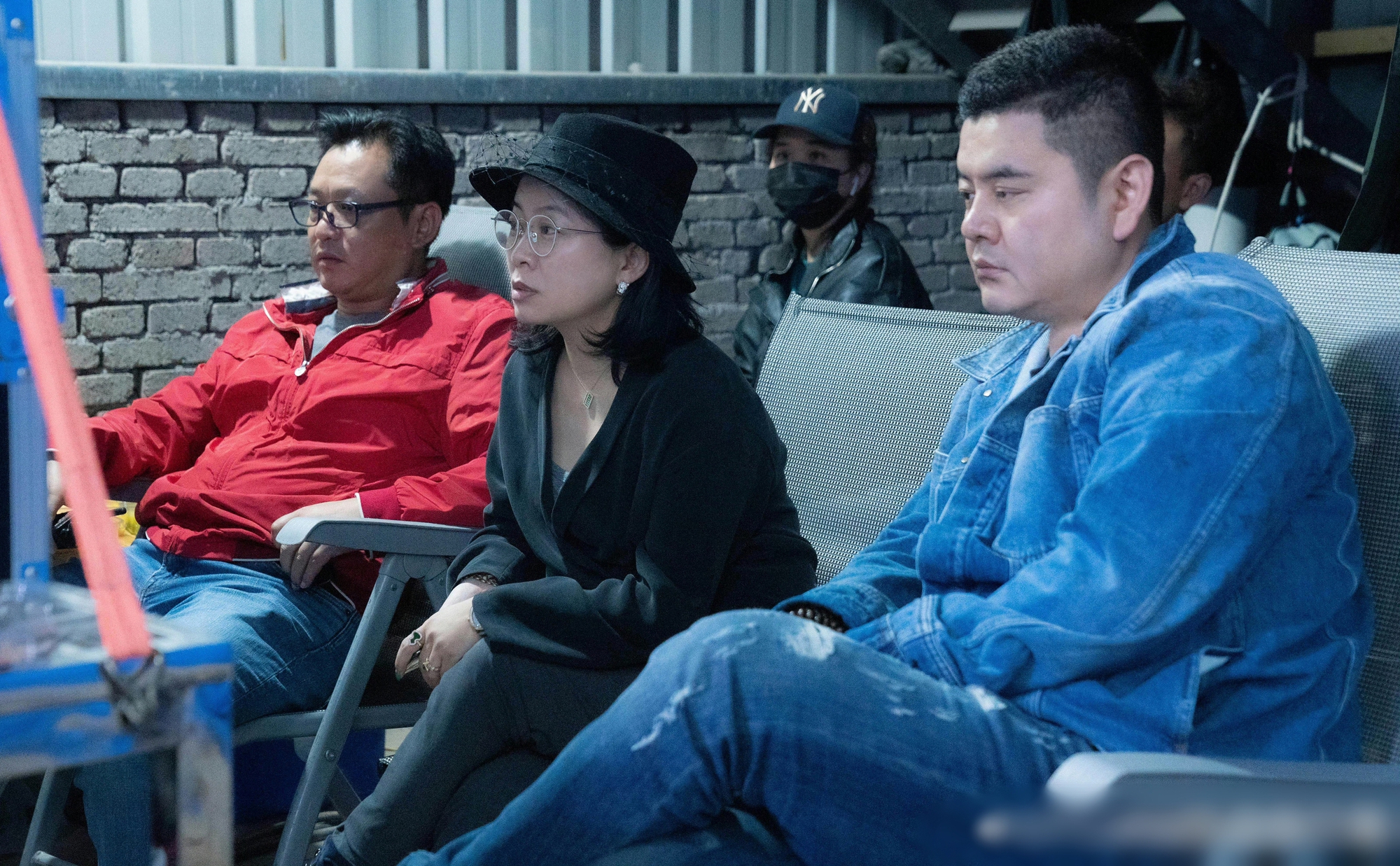 Hot nhất Weibo: Vụ ngoại tình chấn động làm 2 đoàn phim điêu đứng, cái kết của Hot nhất Weibo: Vụ ngoại tình chấn động làm 2 đoàn phim điêu đứng, cái kết của