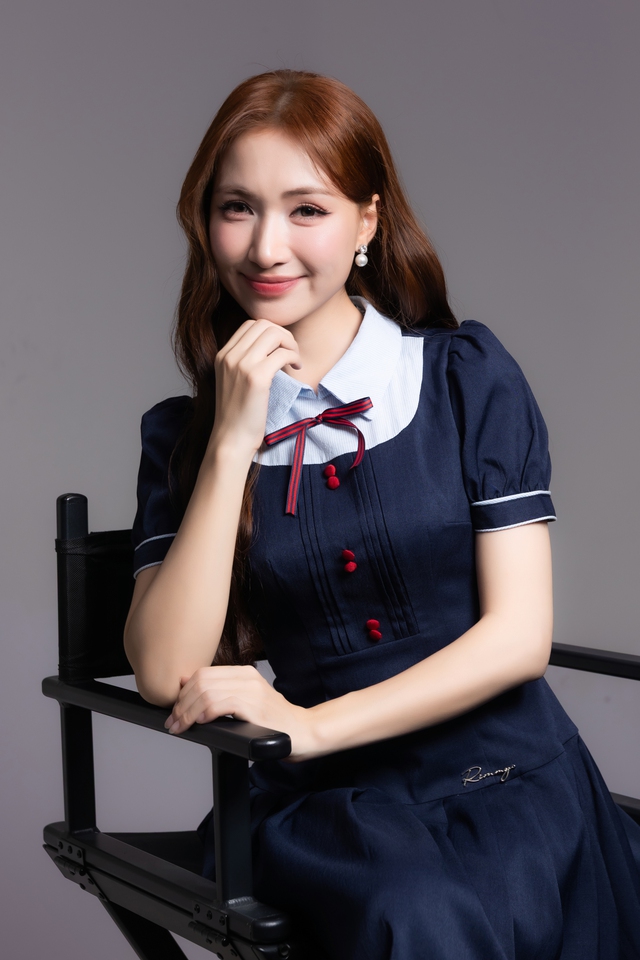 Hoà Minzy lại vậy nữa rồi!- Ảnh 6. Hoà Minzy lại vậy nữa rồi!- Ảnh 6.