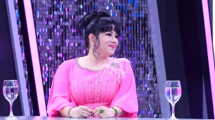 Danh ca Ngọc Ánh cho rằng, cha mẹ nên định hướng con cái từ sớm và học cách lắng nghe thay vì ngăn cản.