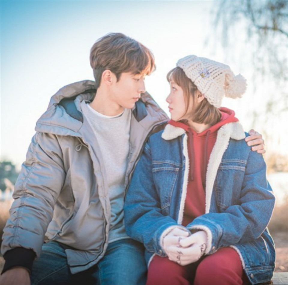 Vỡ mộng cặp đôi phim Hàn: Song Hye Kyo - Song Joong Ki và những cú sốc cực khó nuốt- Ảnh 3.