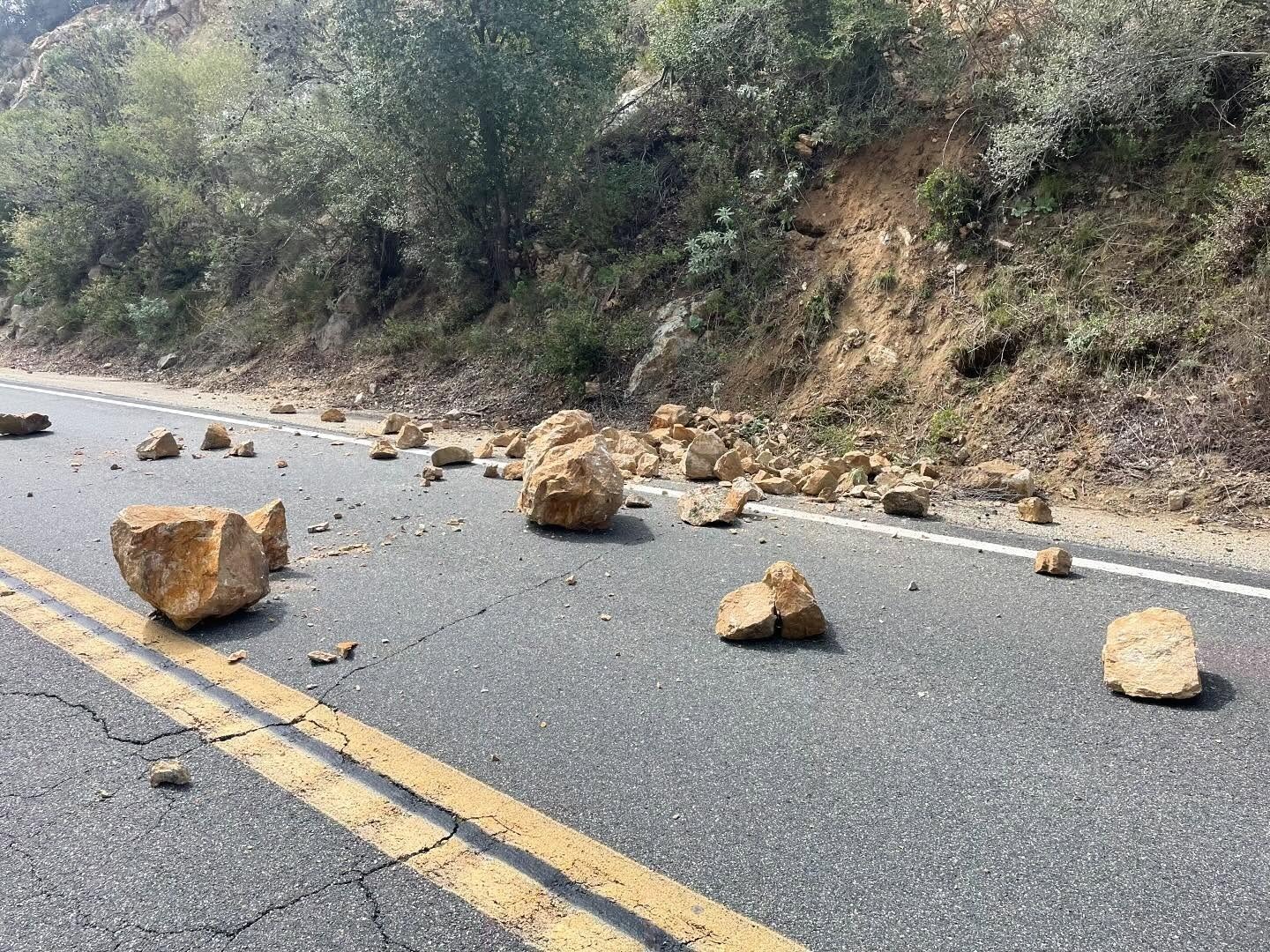 Động đất Động đất