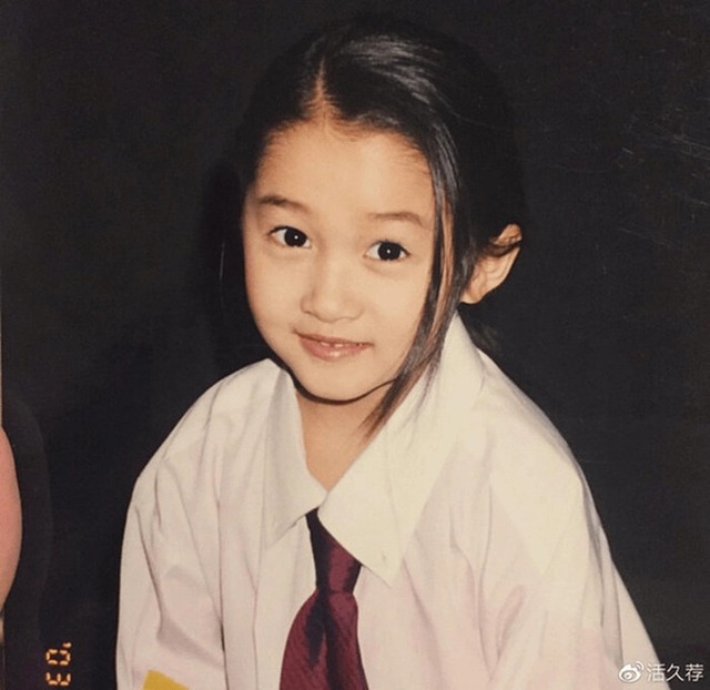 Mỹ nhân Hoa ngữ đang viral: Thiên kim tiểu thư từ trong trứng, nhan sắc