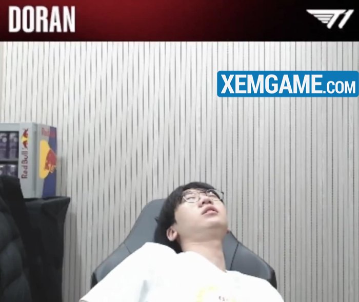 Doran ngủ quên với lịch livestream khắc nghiệt, tiết lộ một điểm cộng khi sang T1 doran livestream 4