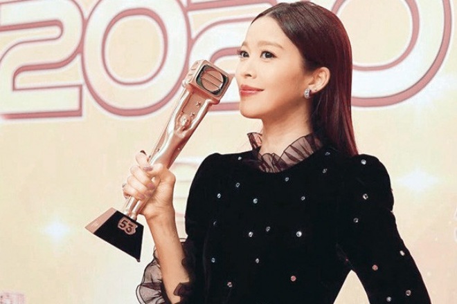 “Mẹ bỉm showbiz” thản nhiên khoe điều nhạy cảm: Vô tư hay vô duyên?- Ảnh 1.