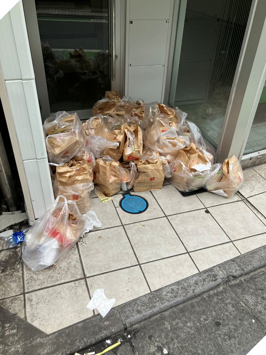 McDonald’s lên tiếng phản đối trước tình trạng hỗn loạn và lãng phí thực phẩm trong sự kiện Pokemon 2