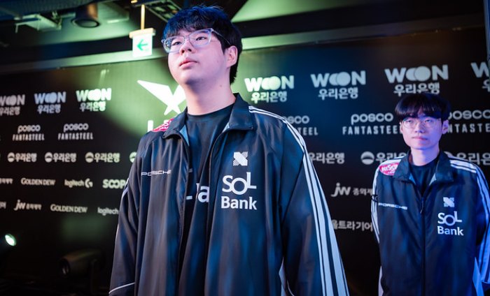 LazyFeel tiếp tục được đàn anh khen ngợi, tự tin “test tướng” để giành chiến thắng drx andil lazyfeel