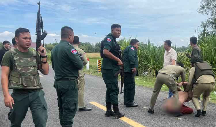 Màn cướp tù chấn động Campuchia: Nữ đồng bọn tuồn súng, phạm nhân nã đạn, cảnh sát rượt đuổi 'như phim'- Ảnh 2.