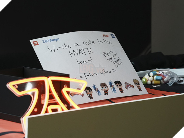 VALORANT Champions 2025: Bau Khong Khi Cuong Nhiet Cua Ngay Thi Dau Mo Man 7 VALORANT Champions 2025: Bầu Không Khí Cuồng Nhiệt Của Ngày Thi Đấu Mở Màn 7