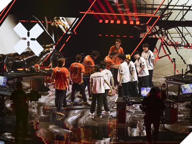 VALORANT Champions 2025: Bùng Nổ Các Hoạt Động Cho Người Hâm Mộ Ở Chung Kết Nhánh Thua 18