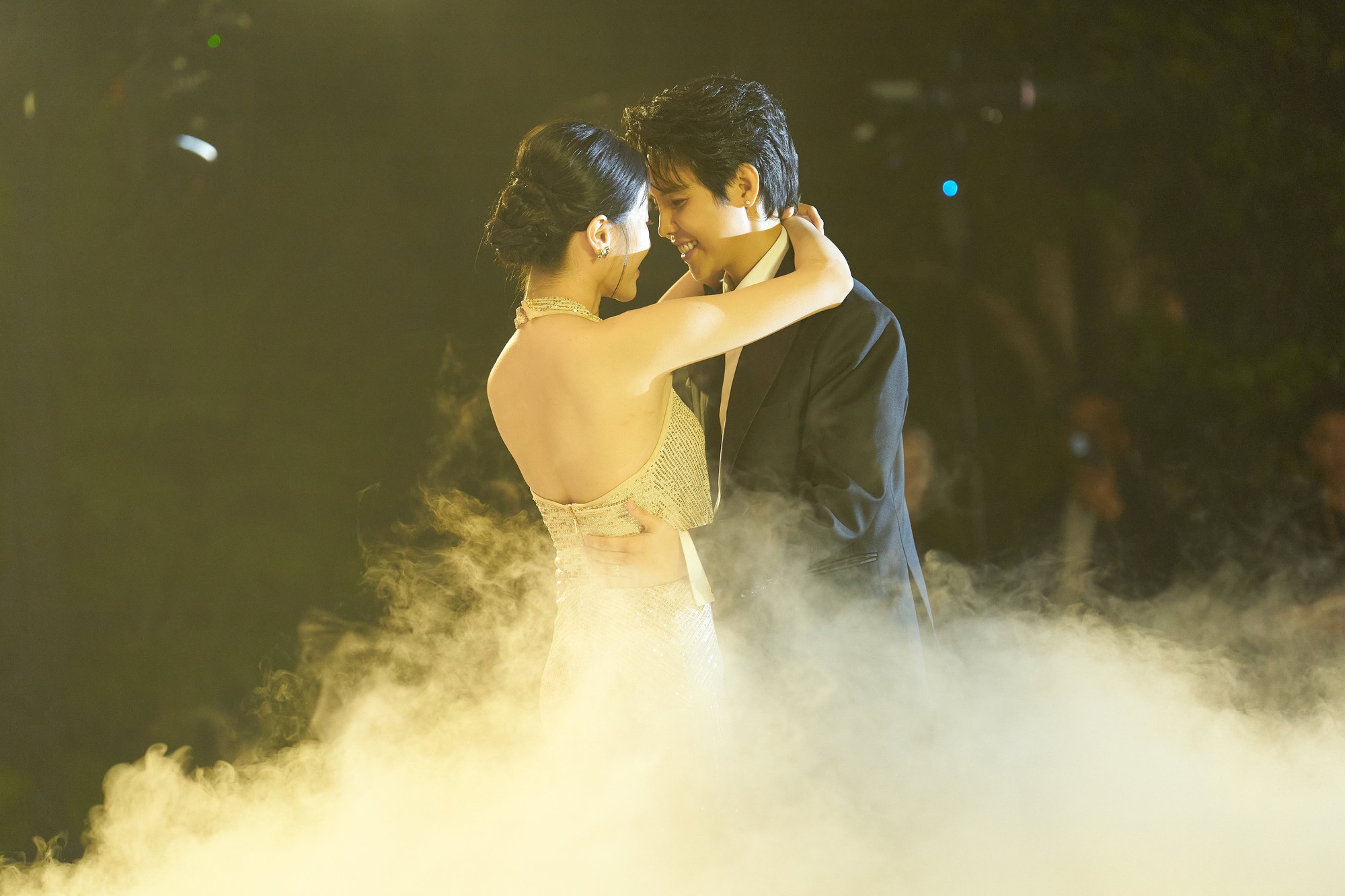 4 phút viral khắp cõi mạng: Em trai