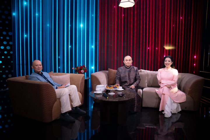 Bị nhầm là vợ chồng với Thanh Thanh Hiền, Xuân Hinh tiết lộ bà xã không ghen- Ảnh 1.