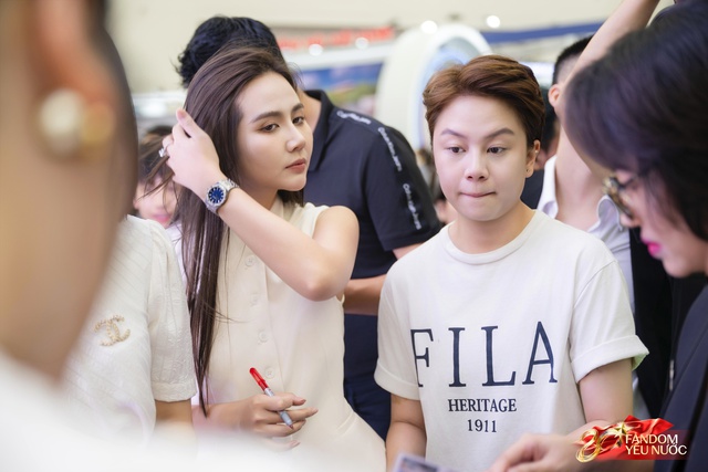 Dàn sao Việt tại Triển lãm Thành tựu đất nước: Phương Oanh - Shark Bình sánh đôi, 1 sao nữ 42 tuổi đang hot khoe visual quá xinh!- Ảnh 18. Dàn sao Việt tại Triển lãm Thành tựu đất nước: Phương Oanh - Shark Bình sánh đôi, 1 sao nữ 42 tuổi đang hot khoe visual quá xinh!- Ảnh 18.