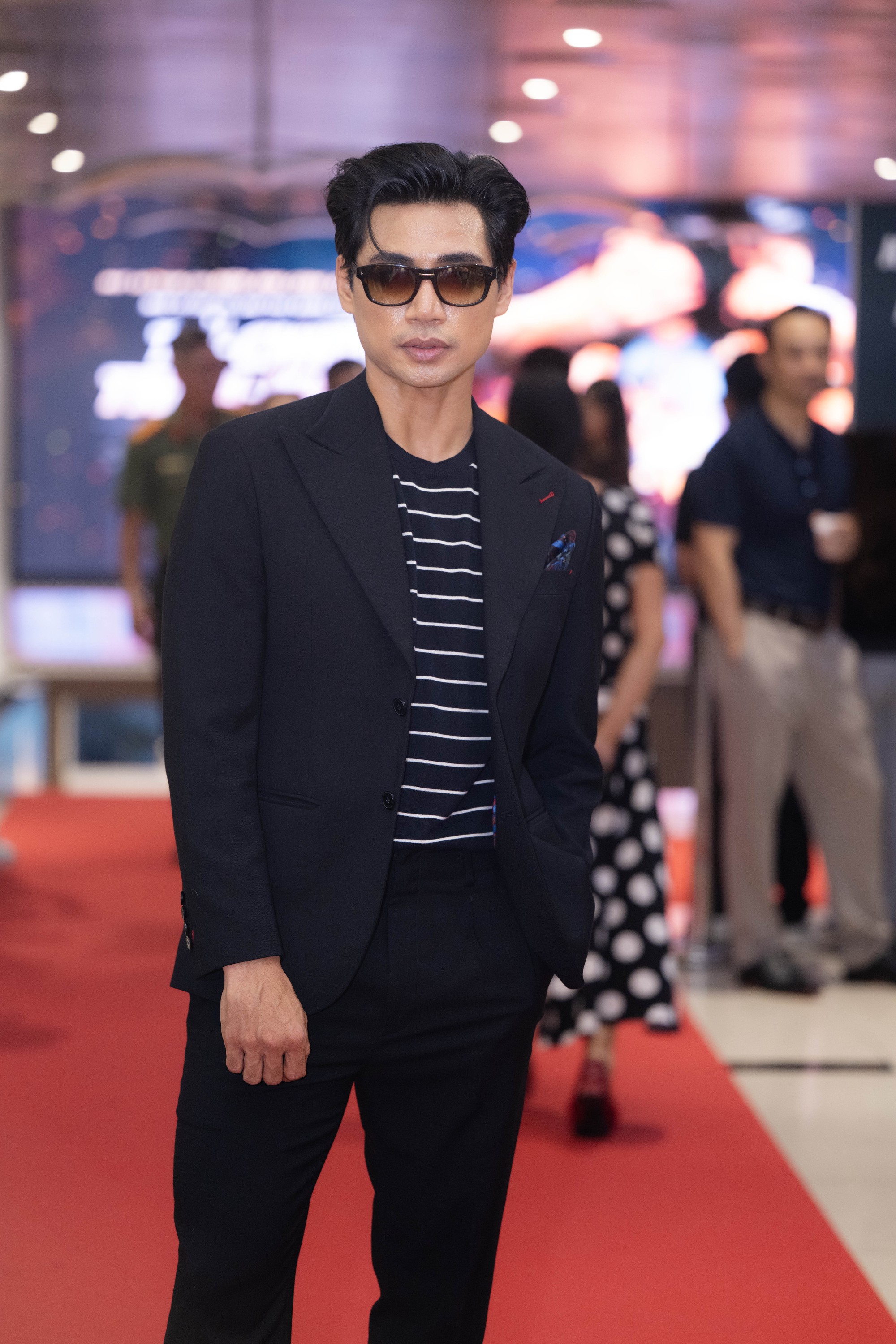 Thảm đỏ Tử Chiến Trên Không: Kaity Nguyễn đẹp phát sáng, ai ngờ bị 1 nam thần lấn át theo cách không ngờ- Ảnh 11.