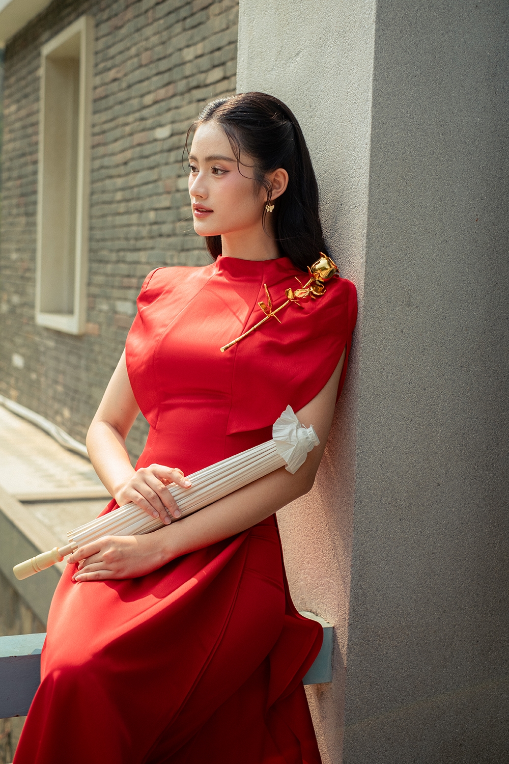 Hoa hậu Ý Nhi thăng hạng nhan sắc trước thềm dự thi Miss World- Ảnh 6. Hoa hậu Ý Nhi thăng hạng nhan sắc trước thềm dự thi Miss World- Ảnh 6.