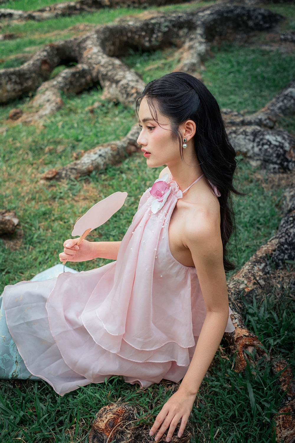 Hoa hậu Ý Nhi thăng hạng nhan sắc trước thềm dự thi Miss World- Ảnh 8. Hoa hậu Ý Nhi thăng hạng nhan sắc trước thềm dự thi Miss World- Ảnh 8.