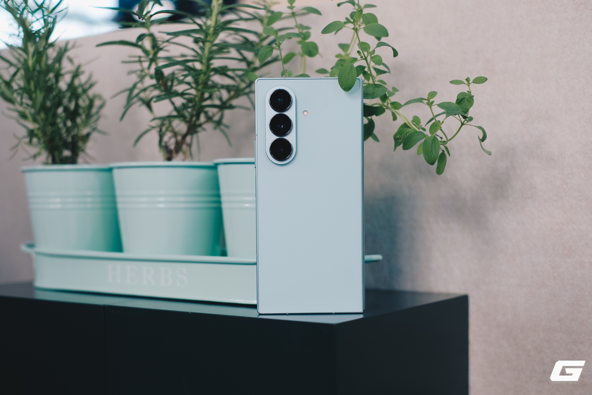 Nhìn lại chặng đường phát triển của smartphone gập: Đã cải tiến và đi xa đến mức nào?- Ảnh 10. Nhìn lại chặng đường phát triển của smartphone gập: Đã cải tiến và đi xa đến mức nào?- Ảnh 10.