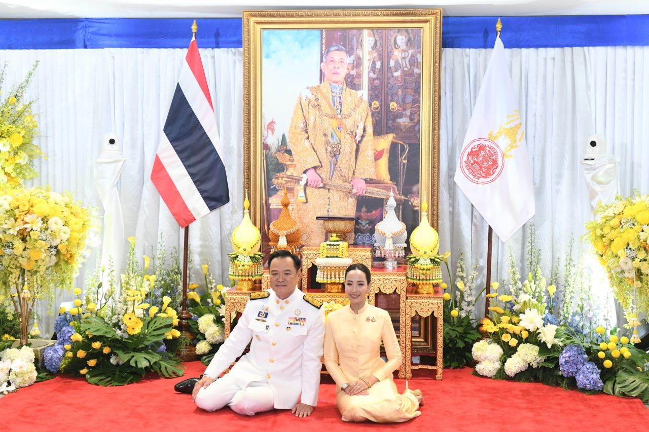 Có gì trong gia tài hơn 3.200 tỷ đồng của Tân Thủ tướng Thái Lan? 24 tấm bùa hộ mệnh trị giá 76 tỷ đồng hé lộ điều bất ngờ- Ảnh 3.