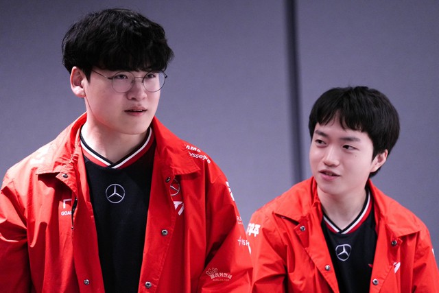 T1 đang có rất nhiều quyết tâm và động lực nhưng cũng không thể chủ quan T1 đang có rất nhiều quyết tâm và động lực nhưng cũng không thể chủ quan