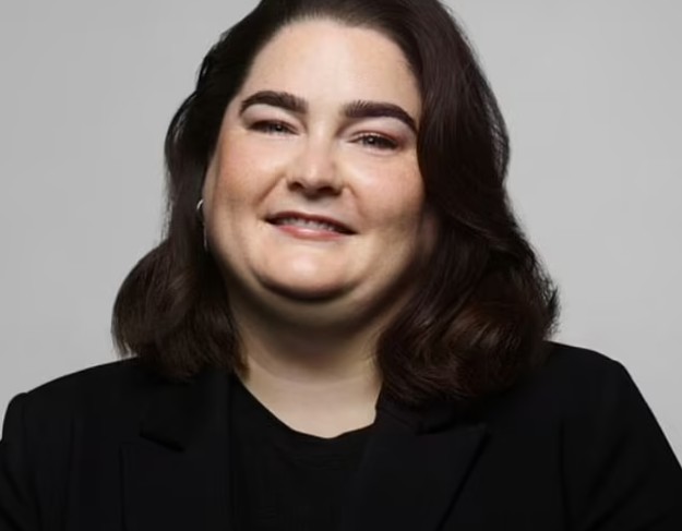 186.000 người rùng mình theo dõi cảnh nhóm du khách vùng vẫy tuyệt vọng khi rơi vào cảnh này trên biển- Ảnh 1.