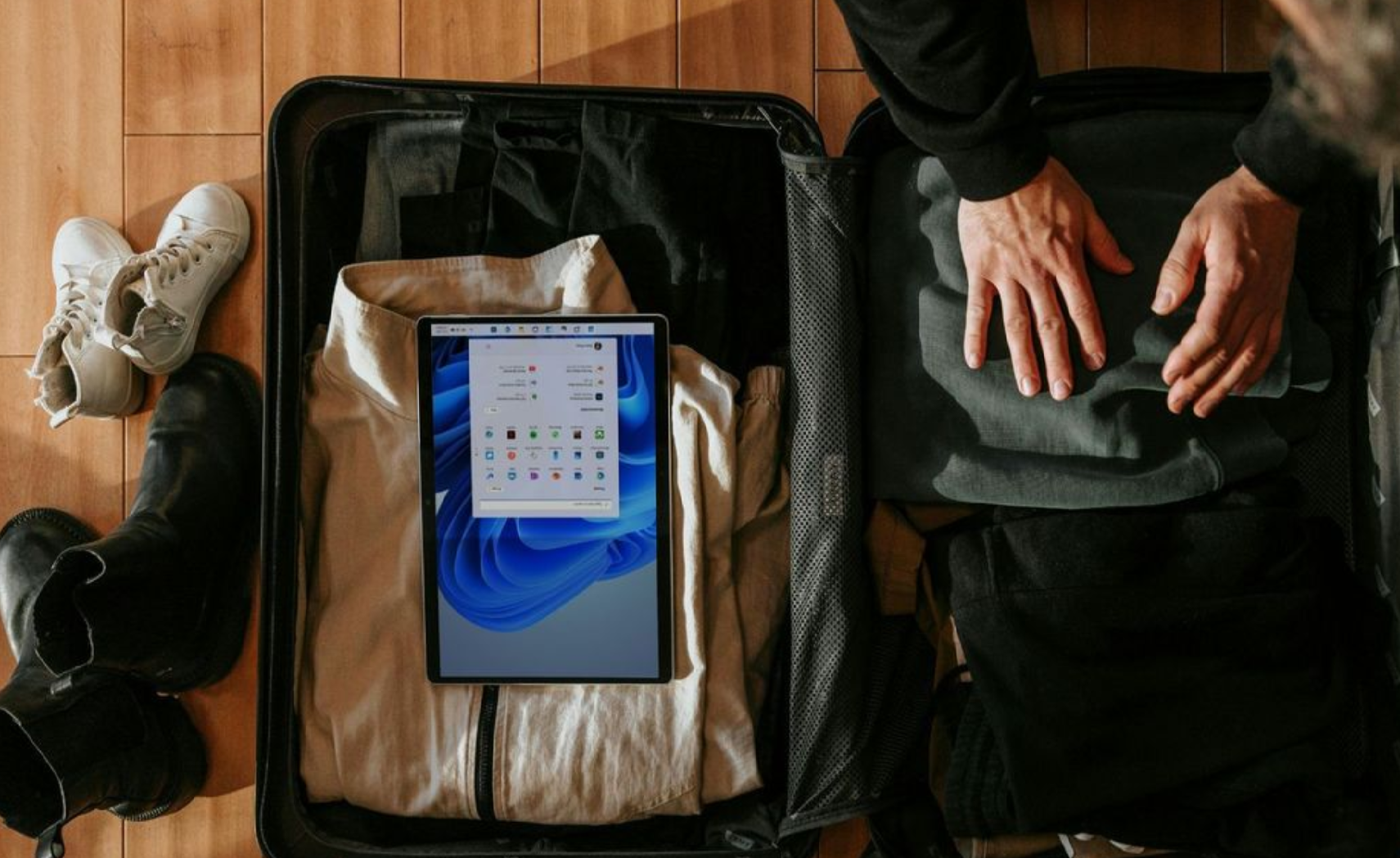 Xu hướng ‘Naked Flying’ ở giới trẻ lên ngôi- Ảnh 2.