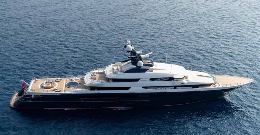 du-thuyen-dota-2-3 Tỷ phú biến chiếc siêu du thuyền thành "đại bản doanh" chơi Dota 2 du thuyen dota 2 3