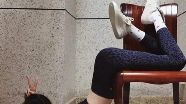 Thẩm mỹ độc hại của Dương Mịch 29 Thẩm mỹ độc hại của Dương Mịch duong mich1a 7949 5863jpg 1751626380567 17516263810501581044458