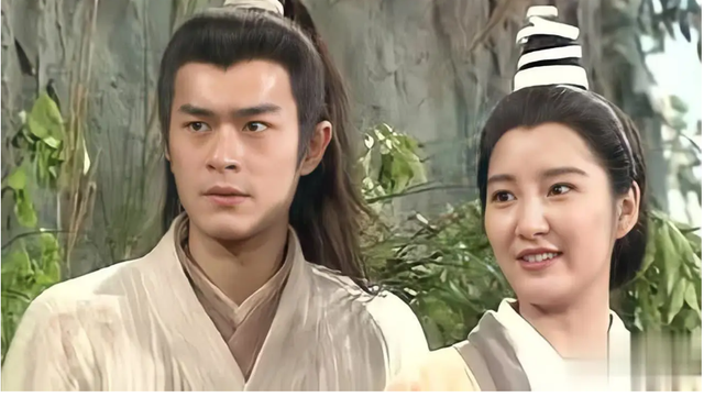 Thấy bóng của Tiểu Long Nữ, Khưu Xứ Cơ liền tha chết nàng: Hành động của Lý Mạc Sầu hé lộ lai lịch Cô Cô- Ảnh 5. Thấy bóng của Tiểu Long Nữ, Khưu Xứ Cơ liền tha chết nàng: Hành động của Lý Mạc Sầu hé lộ lai lịch Cô Cô- Ảnh 5.