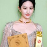 Lưu Diệc Phi và Dương Tử cạnh tranh duong tu2 1750987632 974 width645height712