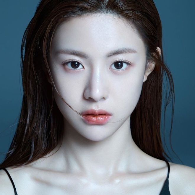 10 mỹ nhân đẹp nhất Hàn Quốc 2025: Song Hye Kyo chỉ xếp thứ 4, hạng 1 bị chê không xứng đáng- Ảnh 3.