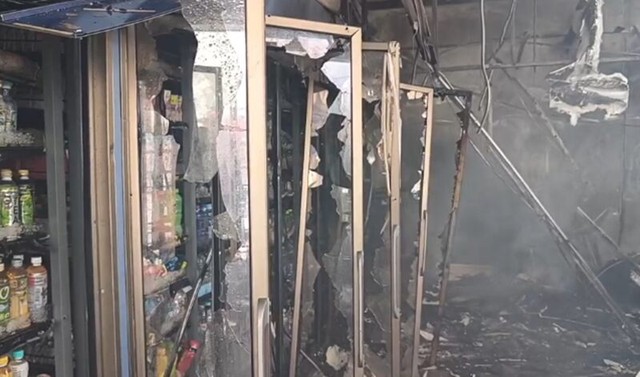 Hiện trường vụ 7-Eleven Thái Lan nghi bị tấn công bằng hoả lực: Số người thiệt mạng tăng lên 8- Ảnh 4.