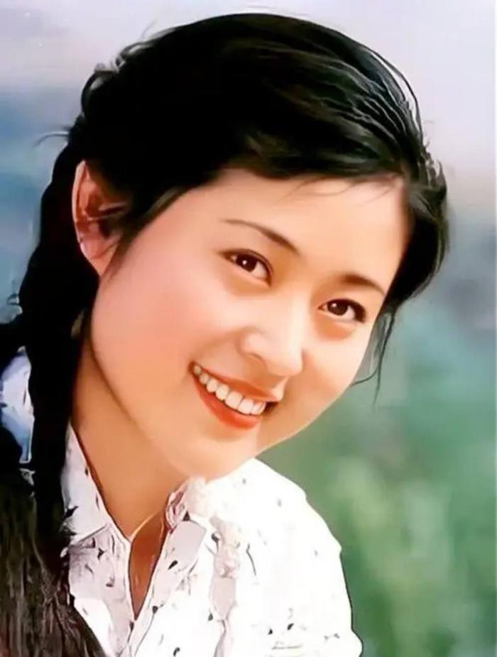 Sao nữ bị “Đệ nhất mỹ nhân” giật bạn trai trải qua chuyện gì mà tuyên bố: “Nguyện kiếp sau không có gia đình”?- Ảnh 4.