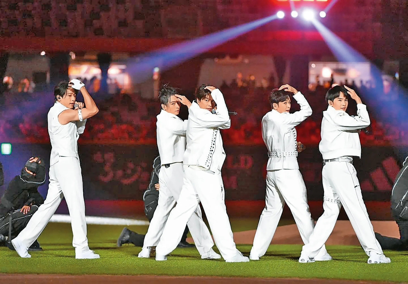 Diễn biến vụ nhiều nam nghệ sĩ bị bắt- Ảnh 3.