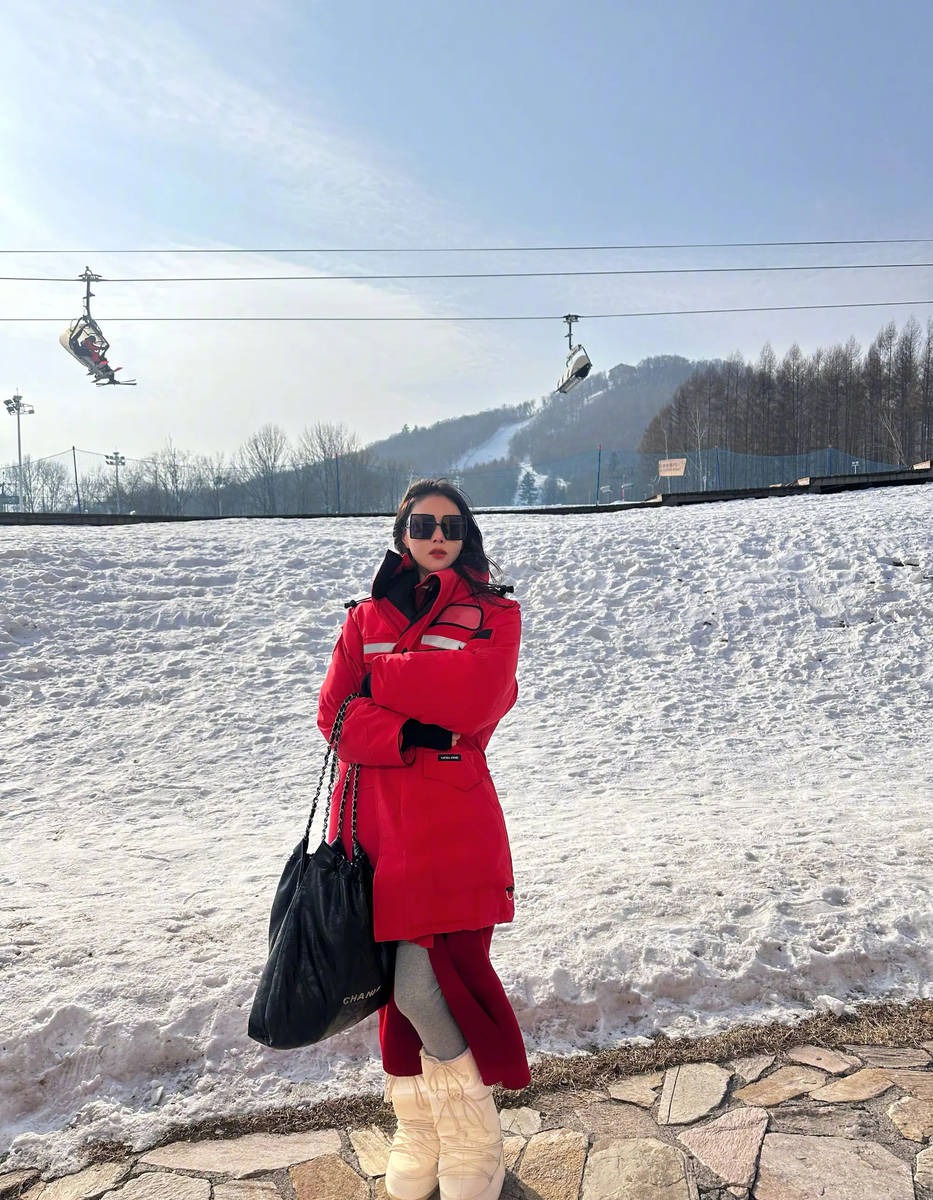 Bi hài sao nữ hàng đầu tăng đến 9kg sau Tết- Ảnh 2. Bi hài sao nữ hàng đầu tăng đến 9kg sau Tết- Ảnh 2.