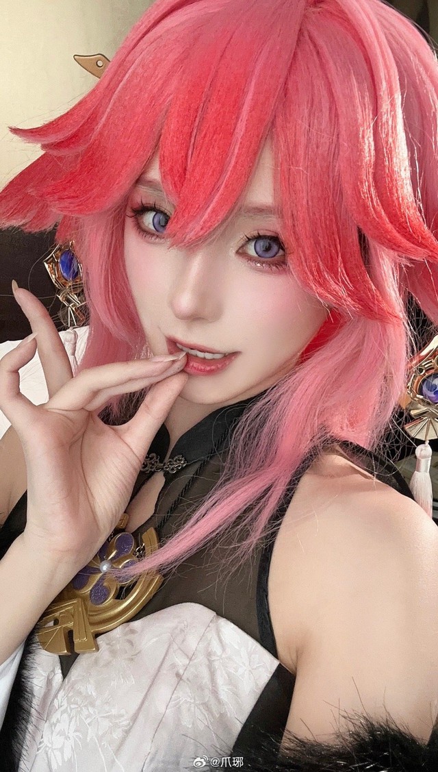 Nàng thơ cosplay xinh như mộng, thần thái lay động