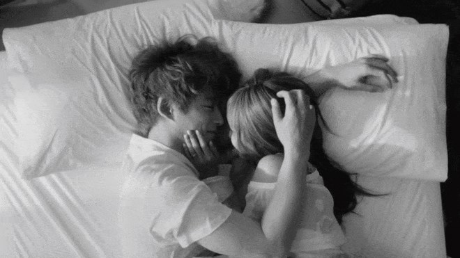 Lisa (BLACKPINK) vướng tranh cãi làm