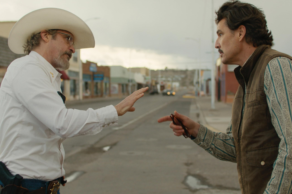 Clip hot: Minh tinh hạng A bị “tấn công” ngay trên thảm đỏ Cannes, bạn diễn phải ra tay giải cứu- Ảnh 4.