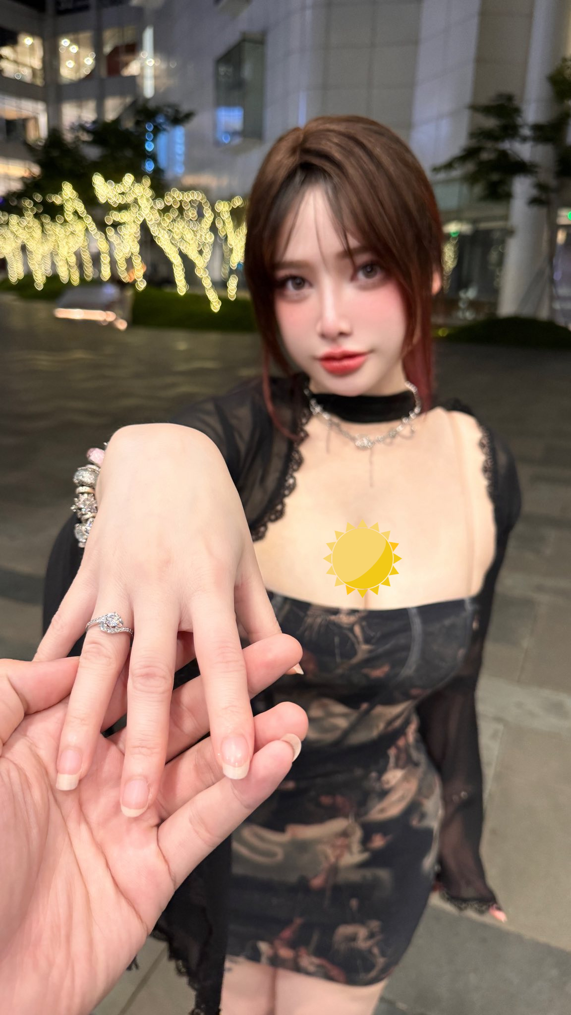 Nữ coser idol bất ngờ