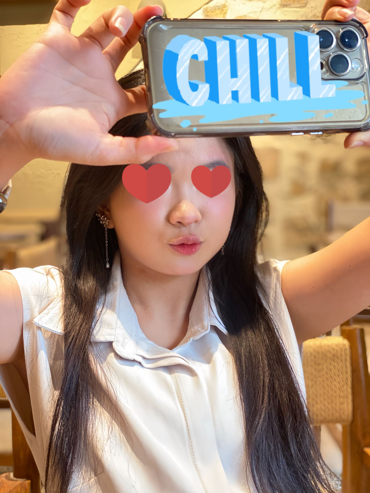 "Bạo tay" kéo áo khoe nội y hờ hững, một gái xinh TikTok nhận phản ứng trái chiều edit 5279799221222458516562255542036775551254994539n 1755054950325147792151 1755055902682 1755055902931368516676