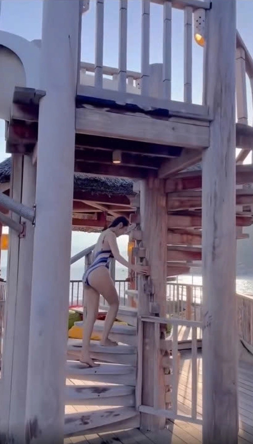 Bất ngờ với các hoạt động của Thủy Tiên trong 6 tháng