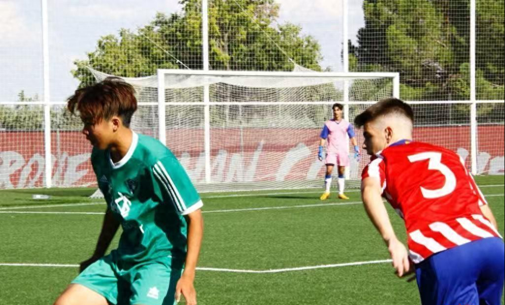 Người cha bỏ việc, bán 5 căn nhà, chi 36 tỷ đồng cho 2 con du học: “Tôi chắc chắn không hối hận”- Ảnh 3.