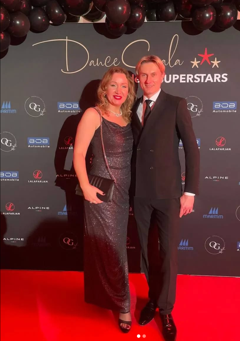 Người đàn ông này là ai mà video quay thoáng qua hút hàng triệu lượt xem, netizen truy tìm thông tin chỉ nhờ một khoảnh khắc?- Ảnh 5. Người đàn ông này là ai mà video quay thoáng qua hút hàng triệu lượt xem, netizen truy tìm thông tin chỉ nhờ một khoảnh khắc?- Ảnh 5.