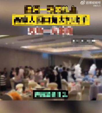 Gia đình cô dâu, chú rể ẩu đả dữ dội ngay trong đám cưới vì lý do