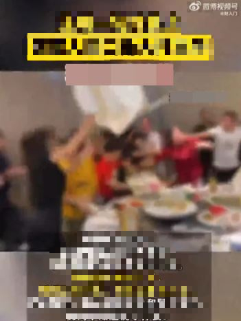 Gia đình cô dâu, chú rể ẩu đả dữ dội ngay trong đám cưới vì lý do