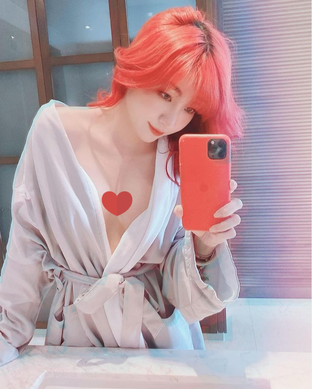 Chỉ một tấm hình demo lộ vai trần, Như Hexi làm người xem