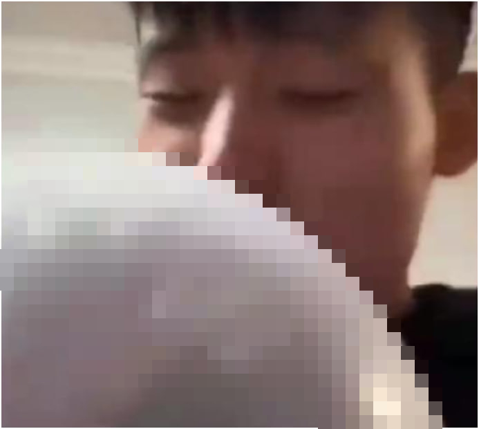 Từ sốc nặng đến thất vọng tràn trề, 4 triệu follow Từ sốc nặng đến thất vọng tràn trề, 4 triệu follow