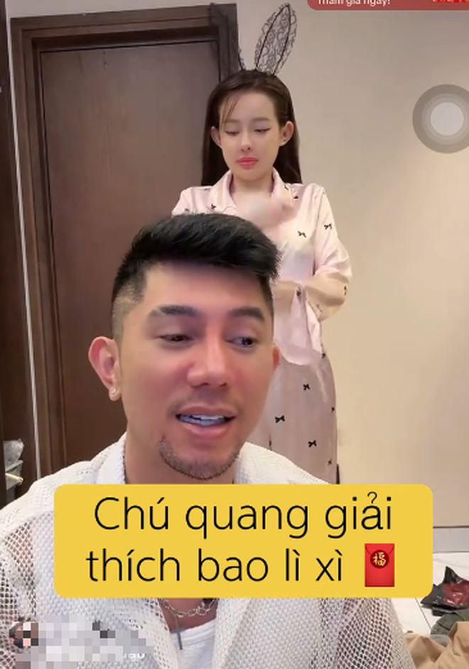 Ngân 98 thái độ ra mặt khi nhận lì xì rỗng- Ảnh 7. Ngân 98 thái độ ra mặt khi nhận lì xì rỗng- Ảnh 7.