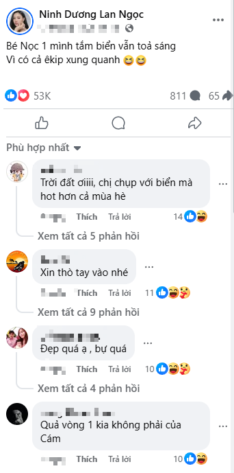 So kè nhan sắc gợi cảm của hai
